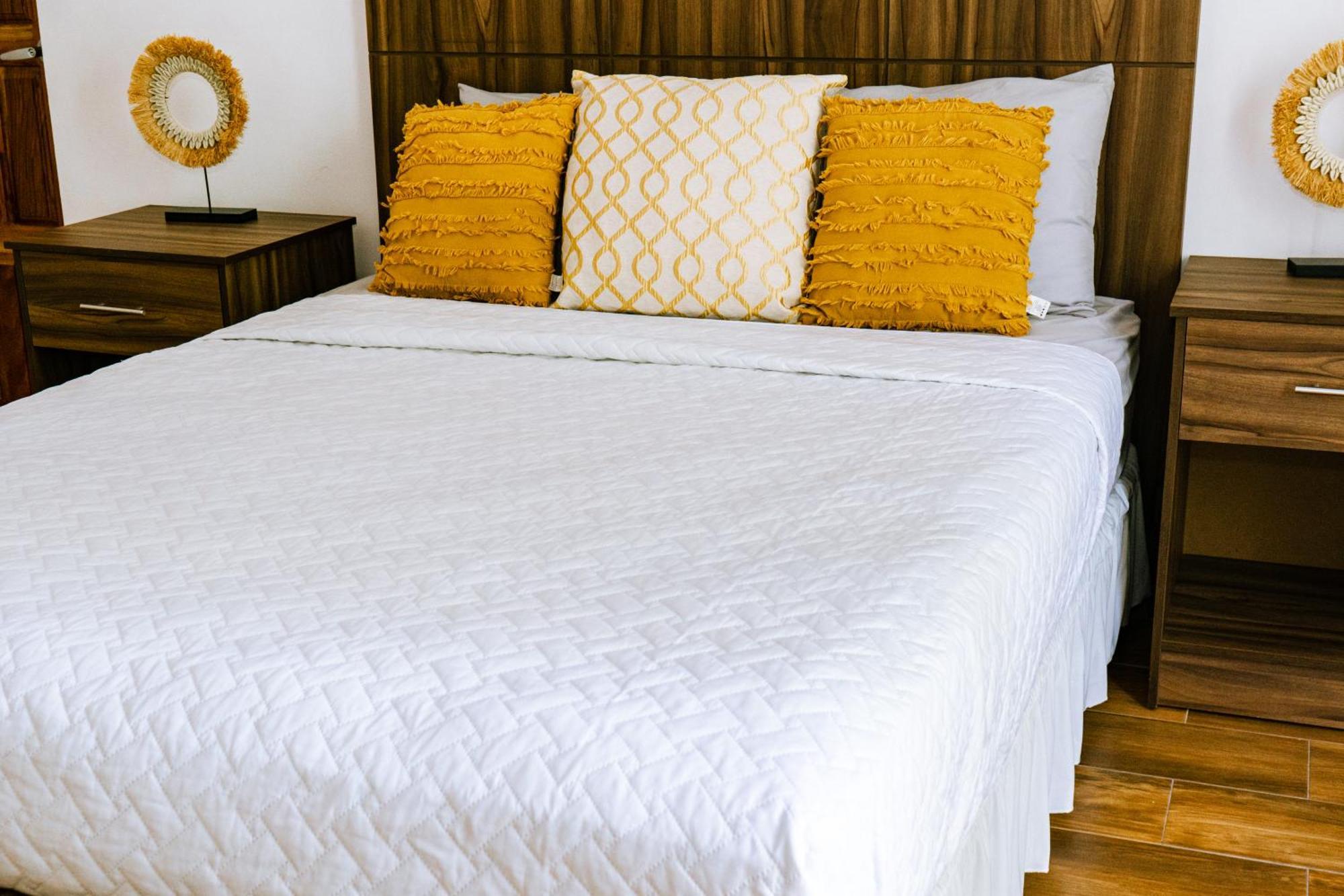 Casa Playa Blanca Hotel ลาลิแบร์ตัด ภายนอก รูปภาพ