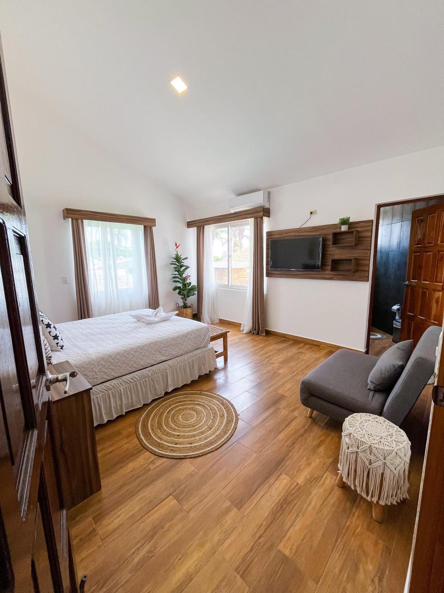 Casa Playa Blanca Hotel ลาลิแบร์ตัด ภายนอก รูปภาพ